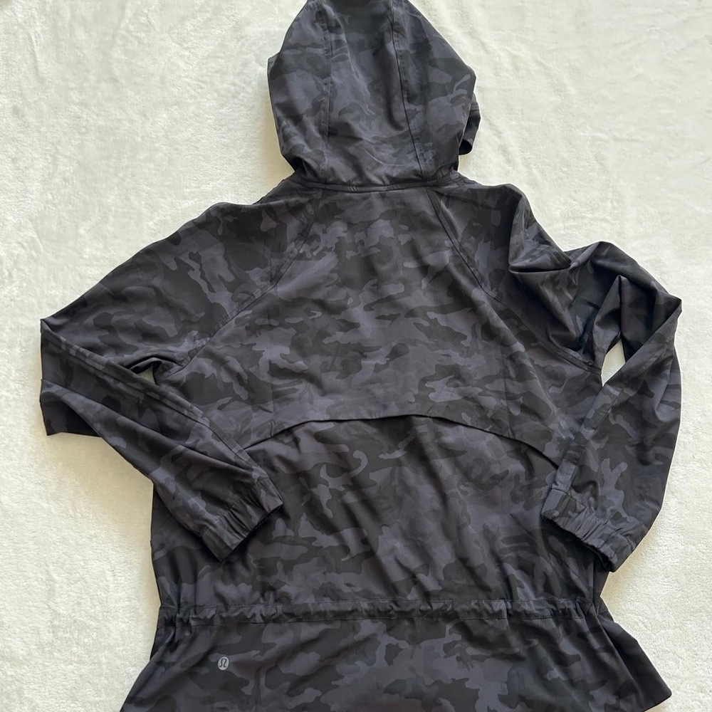 Lululemon Pack It Up Jacket Incognito Camo Multi … - image 6
